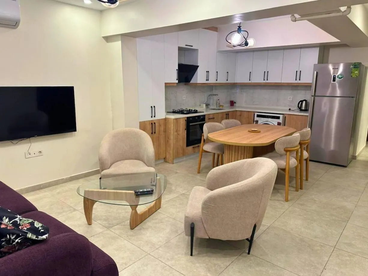 Апартаменты Modern 2 Bedroom Apt In Sisli Стамбул