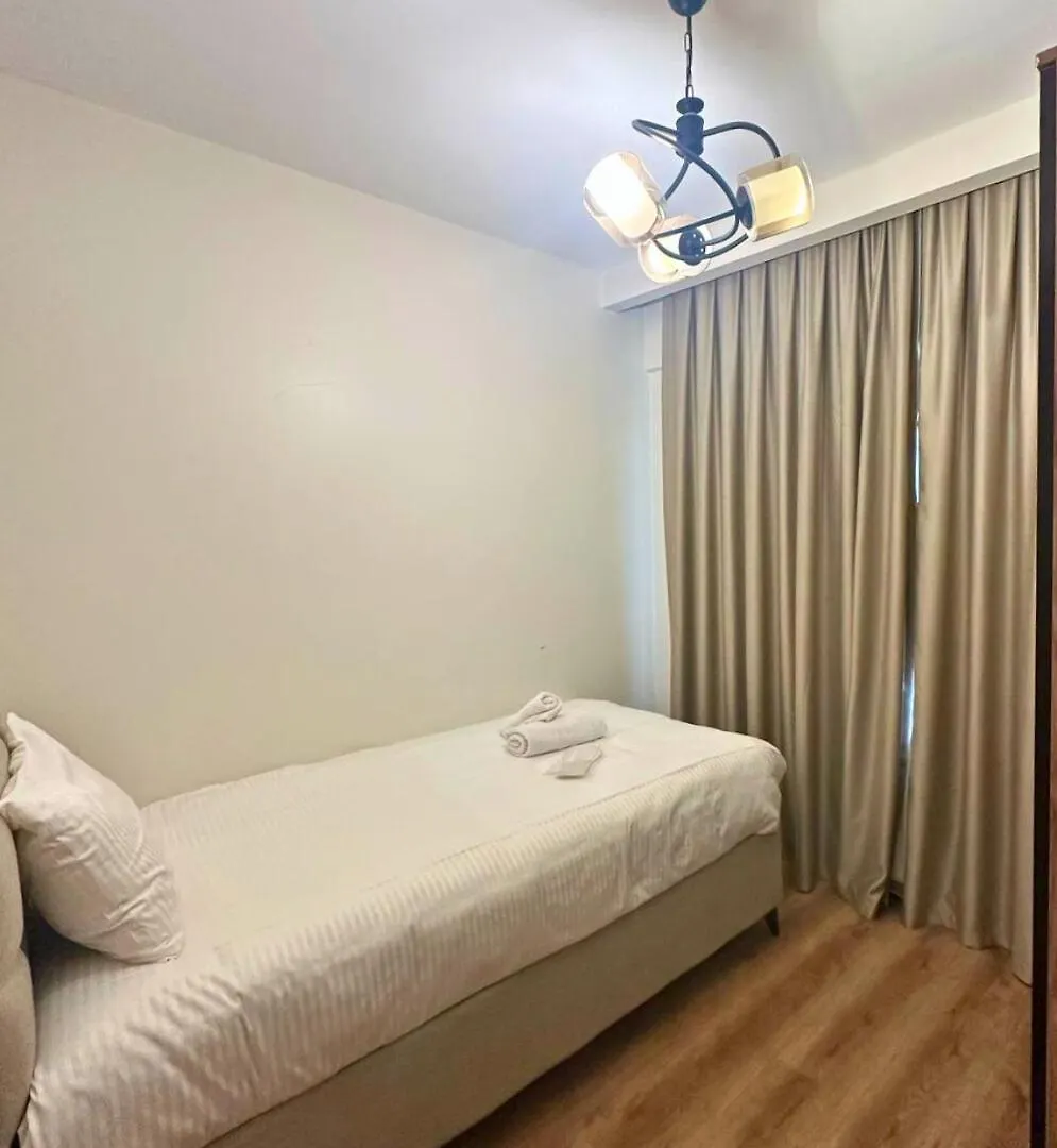 Modern 2 Bedroom Apt In Sisli Стамбул